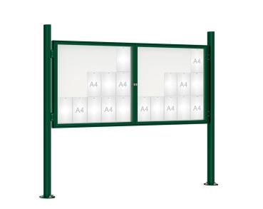 Schaukasten 1000 mit Quatro-Pfosten Farbe:RAL 6005|Abmessungen:30 A4 - B 2250 x H 1050 mm - 2-flügelig|Pfosten:Mittelpfosten auf Bodenplatte - Ohne Titelleiste