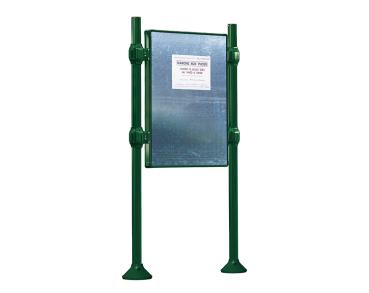 Freies Plakatieren Province gebürsteter Edelstahl Farbe:RAL 6005|Länge:B 870 x H 1225 mm|Struktur:Grundmodell|Titelleisten:Ohne Titelleiste