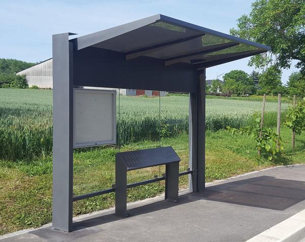 Wartehalle KUBE. Farbe:RAL 3020|Struktur:Ohne Seitenverkleidungen