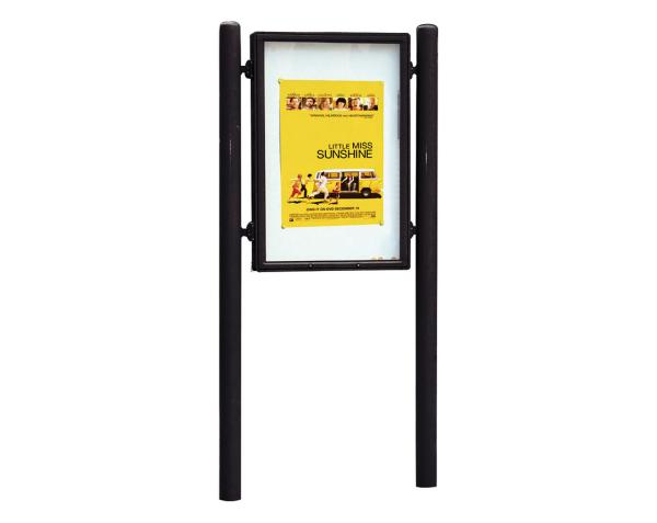 Informationskasten Vega Farbe:RAL 9005|Struktur:Doppelseitig|Abmessungen:B 900 x H 1255 mm
