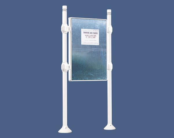 Freies Plakatieren Province City Farbe:RAL 9010|Länge:B 870 x H 1225 mm|Struktur:Grundmodell|Titelleisten:Ohne Titelleiste