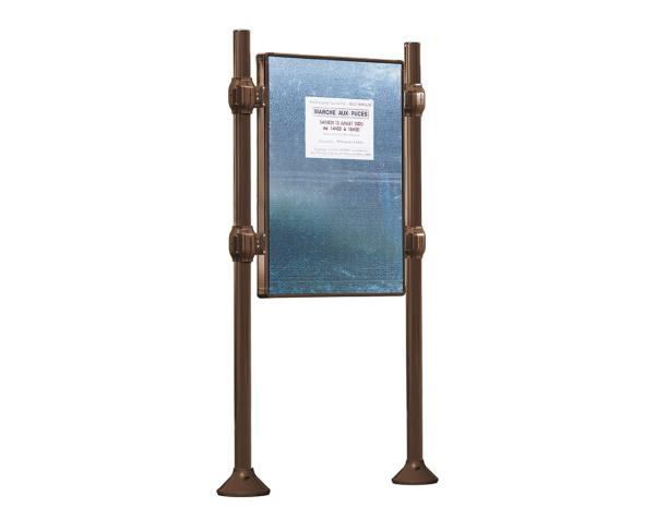 Freies Plakatieren Province gebürsteter Edelstahl Farbe:RAL 8017|Länge:B 870 x H 1225 mm|Struktur:Grundmodell|Titelleisten:Ohne Titelleiste