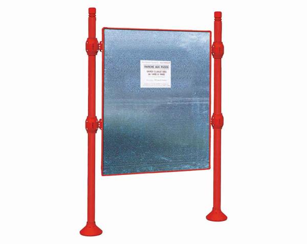 Freies Plakatieren Province City Farbe:RAL 3020|Länge:L 1225 x H 1670 mm|Struktur:Grundmodell|Titelleisten:Ohne Titelleiste