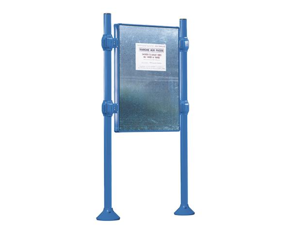 Freies Plakatieren Province gebürsteter Edelstahl Farbe:RAL 5010|Länge:L 1225 x H 1670 mm|Struktur:Grundmodell|Titelleisten:Ohne Titelleiste